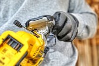 DEWALT Akku-Pendelhub-Stichsaege