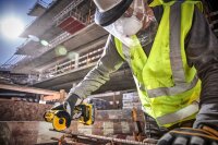 DEWALT Akku-Multimaterialschneider 76mm, 18V