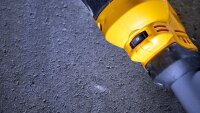 DEWALT 450 Watt Trockenbauschleifer